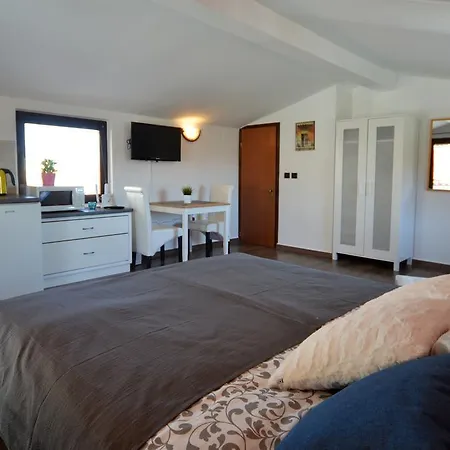 In Centre Apartment *